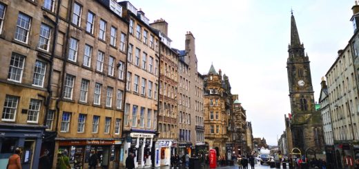 How about making Edinburgh Old Town your new home? Photo credit: Graham Soult